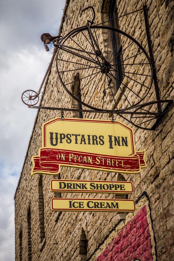 Upstairs Inn Hico Dış mekan fotoğraf